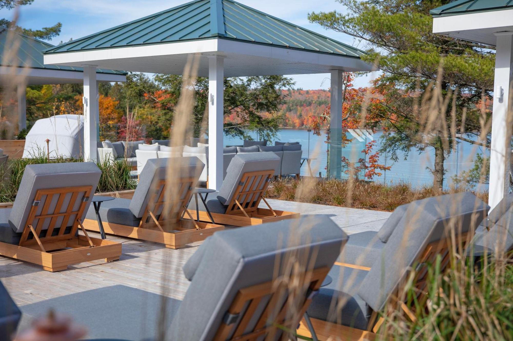Ripplecove Hotel & Spa Ayer's Cliff エクステリア 写真