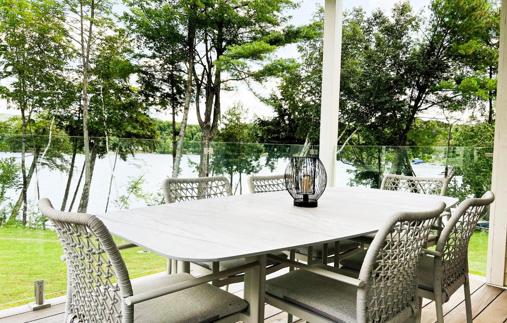 Ripplecove Hotel & Spa Ayer's Cliff エクステリア 写真