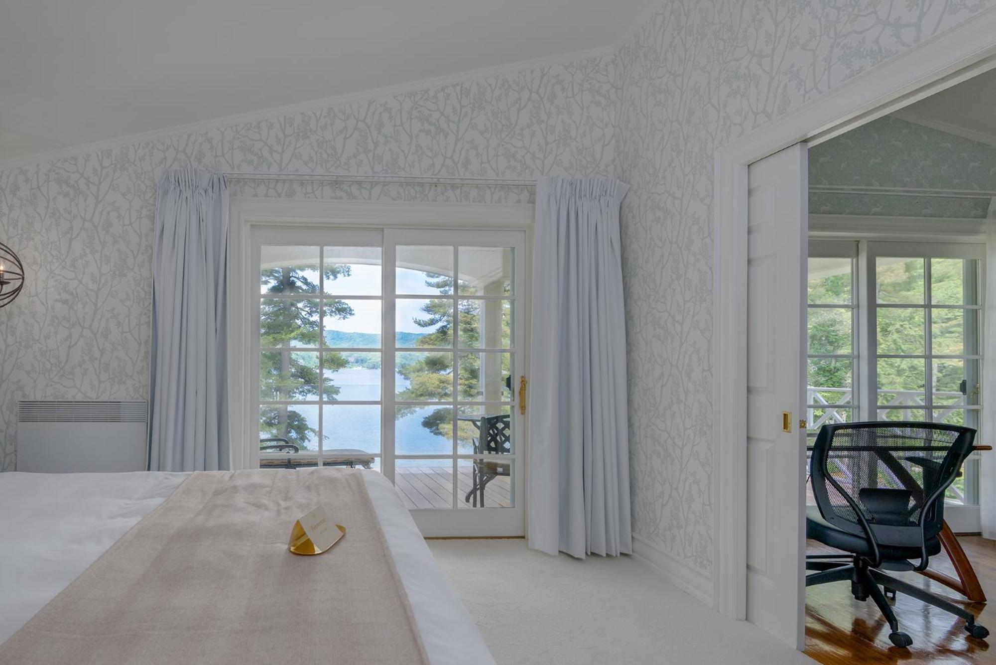 Ripplecove Hotel & Spa Ayer's Cliff エクステリア 写真